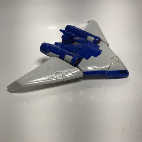 Transformers Generations Scourge Action Figure. G1 - Picture 2 of 8